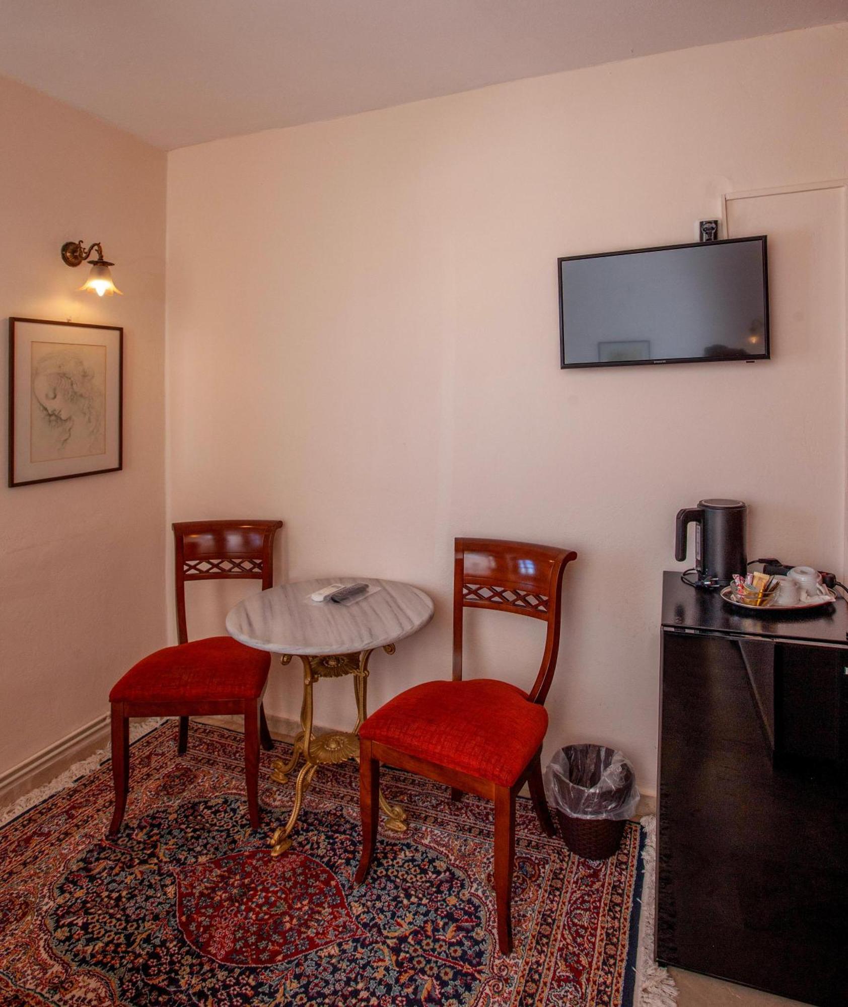 Byron Traditional Hotel Nafplio Quarto foto