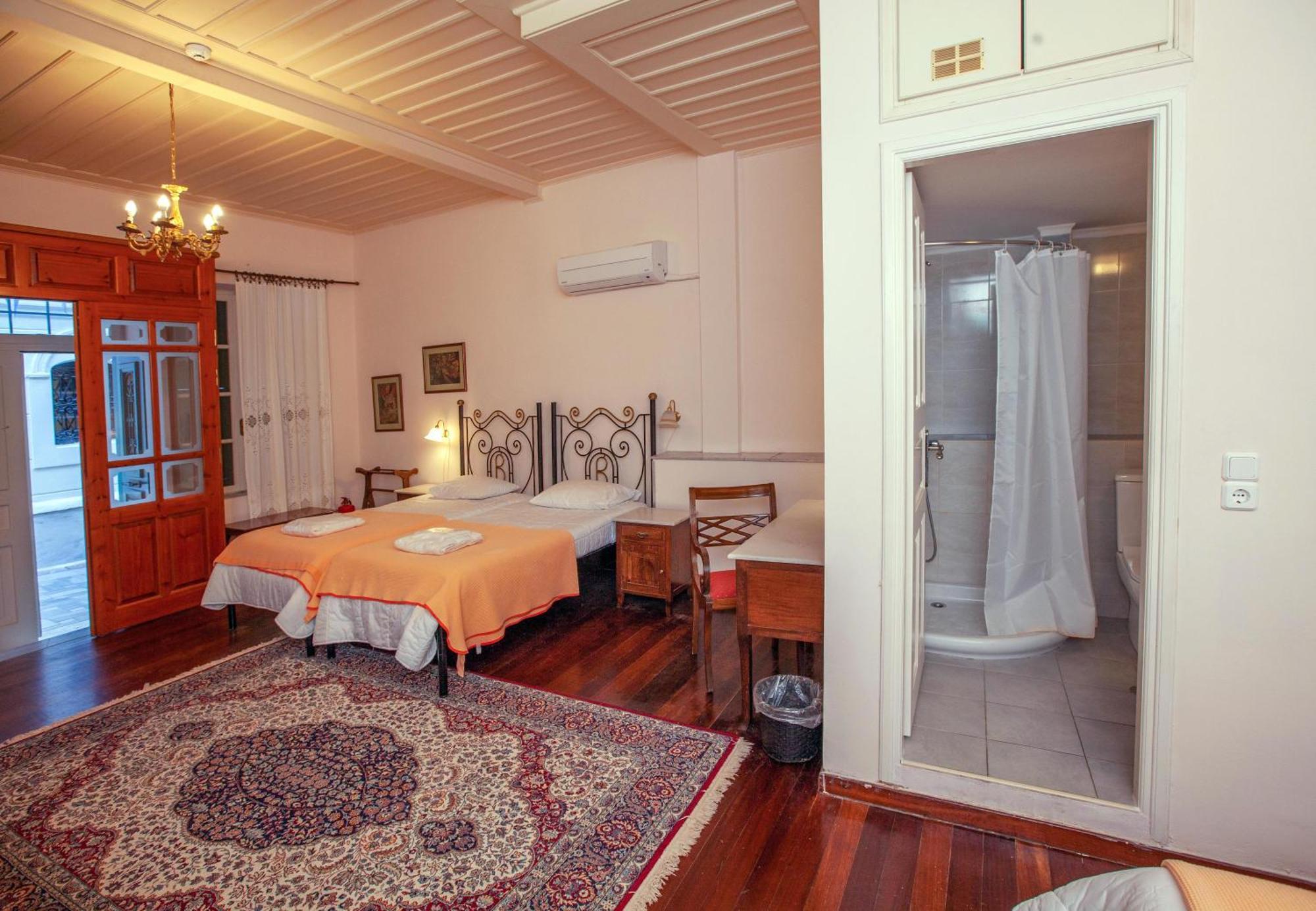 Byron Traditional Hotel Nafplio Quarto foto
